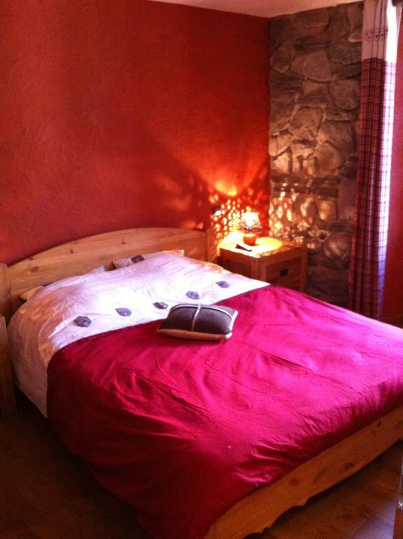 Au Chant Des Marmites Saint-Lary-Soulan Zimmer foto