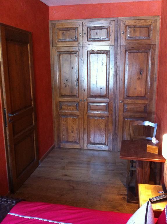 Au Chant Des Marmites Saint-Lary-Soulan Zimmer foto