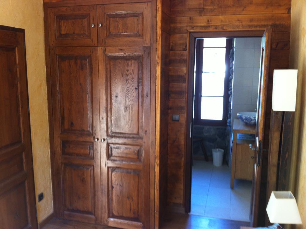 Au Chant Des Marmites Saint-Lary-Soulan Zimmer foto