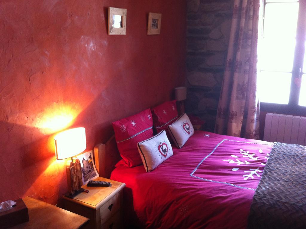 Au Chant Des Marmites Saint-Lary-Soulan Zimmer foto