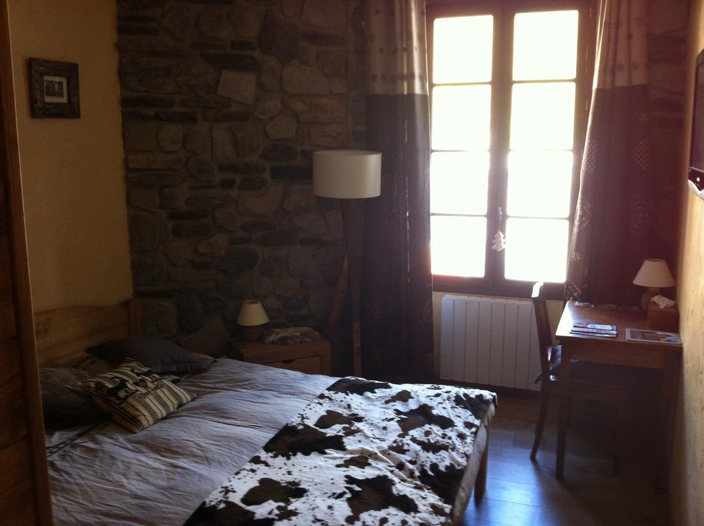 Au Chant Des Marmites Saint-Lary-Soulan Zimmer foto